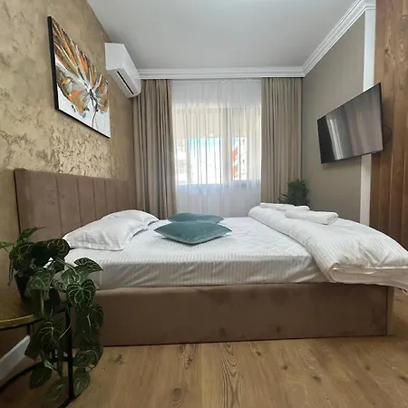 Ivory Deluxe - Free Parking & Self Check-in Apartment Bucharest