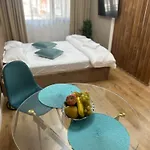 Апартаменти Ivory Deluxe - Free Parking *