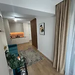 Ivory Deluxe - Free Parking Бухарест
